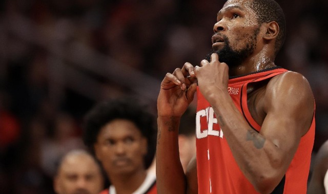 探花惊艳！火箭16分大逆转 复仇马刺，杜兰特18+7，文班低迷21中5