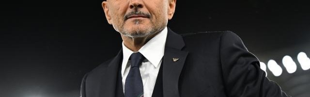 斯帕莱蒂告诫国脚：游戏机放家里，集训别打游戏