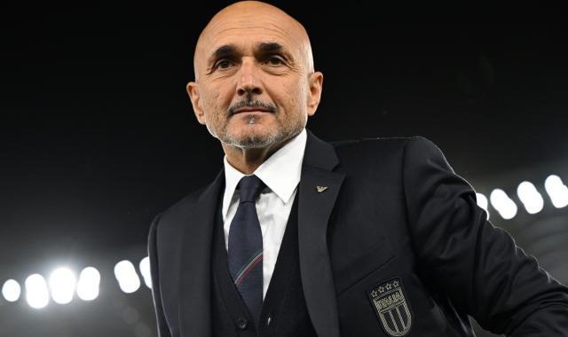 斯帕莱蒂告诫国脚：游戏机放家里，集训别打游戏